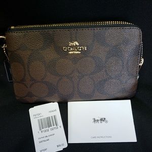 Coach Double Corner Zip Wristlet